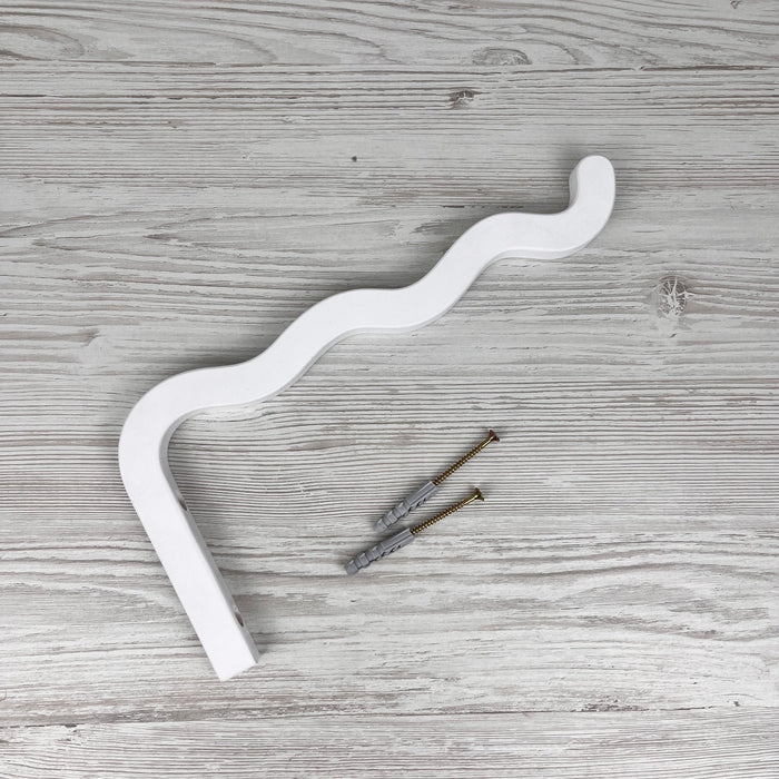 Wavy clothes hanger | White | 12"x6"