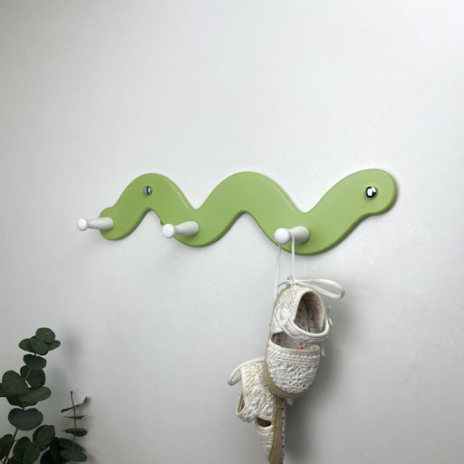 Snake - Shaped Clothes Rack with 3 Hooks | Soft green Color - EvenWood