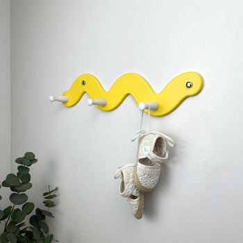 Snake Shelf for Clothes with 3 Hooks | Yellow Color