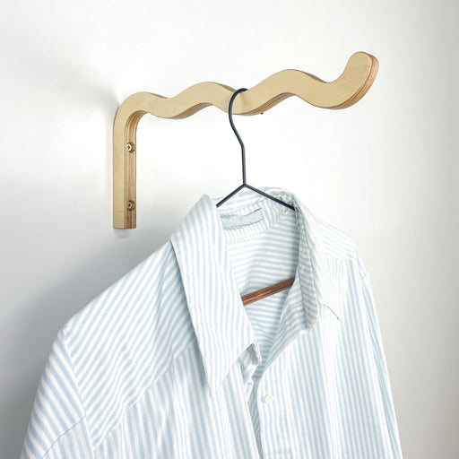 Wavy clothes hanger | Natural | 12"x6" - Image 1