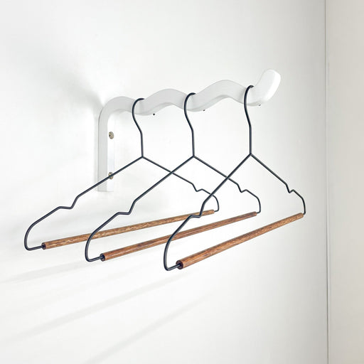 Wavy clothes hanger | White | 12"x6" - Image 2