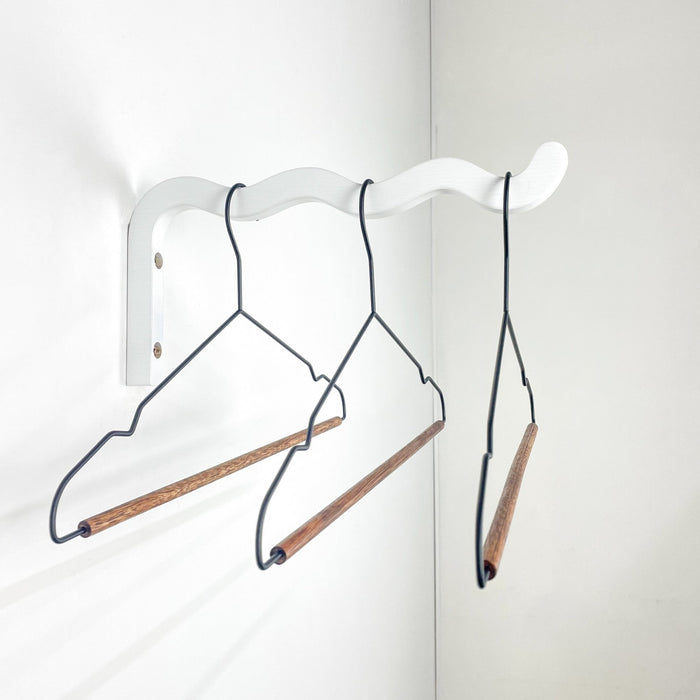 Wavy clothes hanger | White | 12"x6" - Image 3